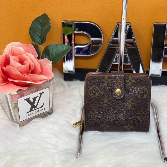 Louis Vuitton Handbags - Authentic Louis Vuitton small classic compact mono